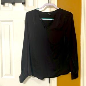 Long sleeve - medium - Express black blouse